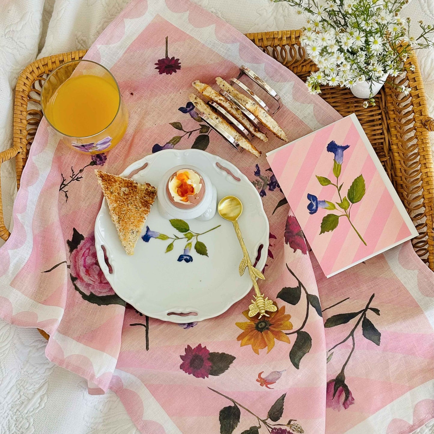 100% linen tea towel perfect for mother's day, a housewarming gift and to add a luxurious feel to your kitchen and home