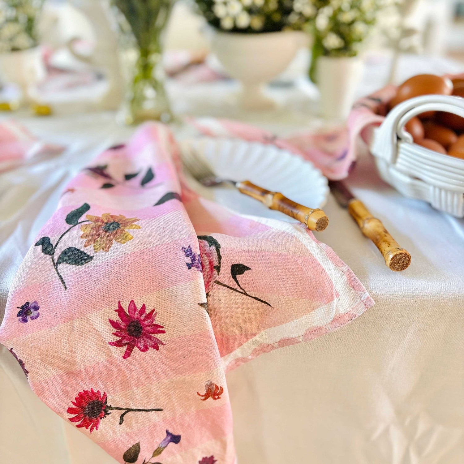 100% linen tea towel perfect for mother's day, a housewarming gift and to add a luxurious feel to your kitchen and home