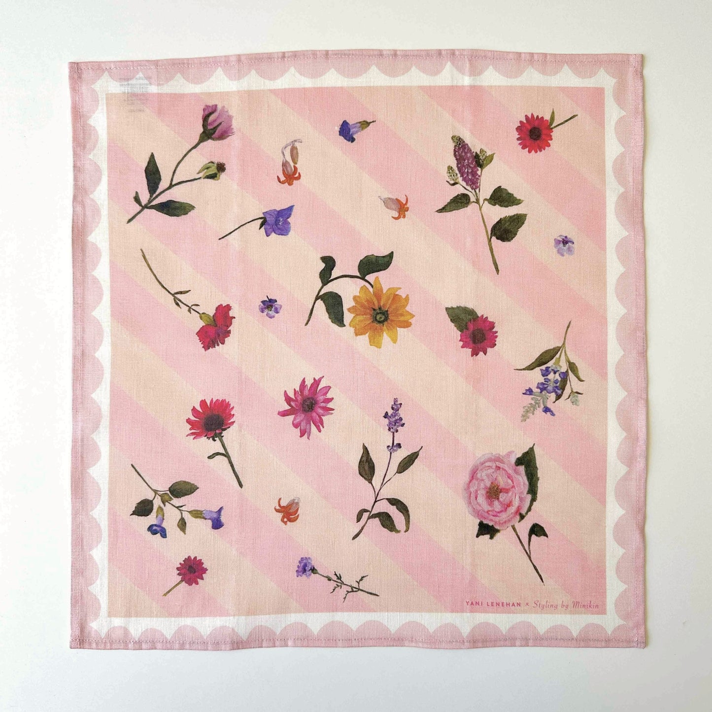 100% linen napkin perfect for mother's day, a housewarming gift and to add a luxurious feel to your kitchen table and your home